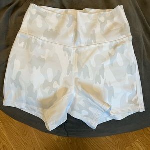 Buffbunny 4in shorts